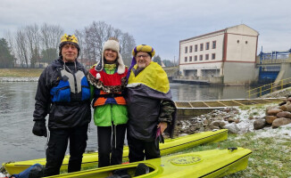 Trzej Królowie w deszczu i na wodzie